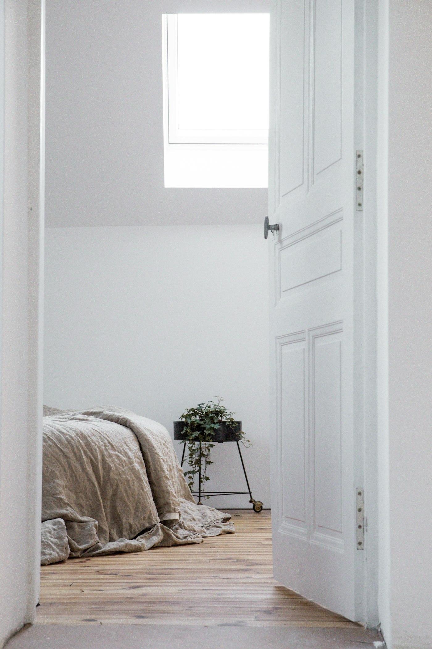 A simple, bright bedroom